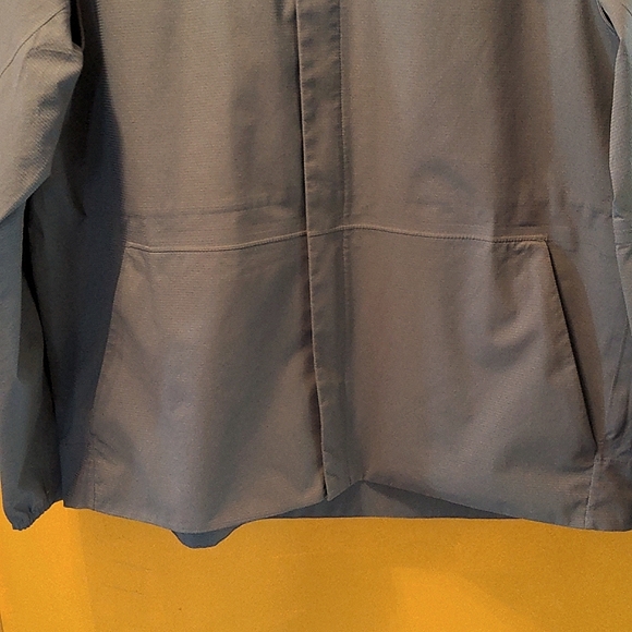 NIKE GRAY JACKET - Picture 3 of 8